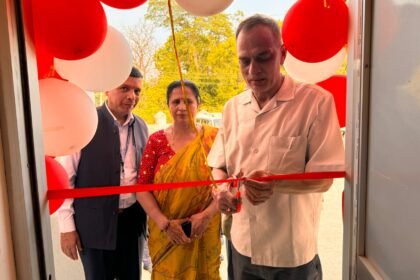 শাহজাদপুরের জামিরতায় প্রযুক্তিনির্ভর নারী-নেতৃত্বাধীন ভিশন সেন্টারের উদ্বোধন
