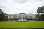 প্রধানমন্ত্রীর কার্যালয়ে প্রধানমন্ত্রী তারেক রহমানের সঙ্গে নৌবাহিনী প্রধানের সৌজন্য সাক্ষাৎ