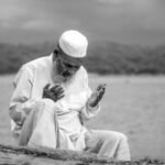 বরিশালে পূজা উদযাপন পরিষদের সম্মেলনে বক্তৃতা দিচ্ছেন তথ্যমন্ত্রী
