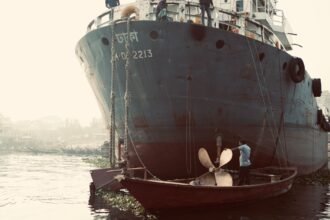 জাহাজ পুনঃপ্রক্রিয়াকরণ শিল্প ও বন্দরের কার্যক্রম