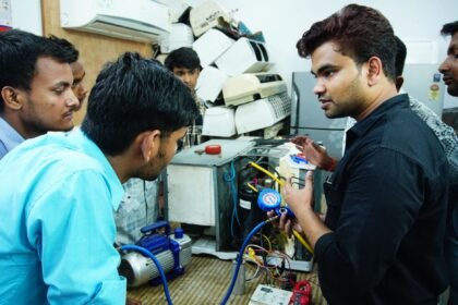 শিক্ষা ও কারিগরি খাতে সহযোগিতা নিয়ে আলোচনা