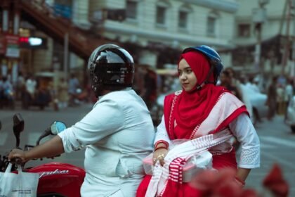 বাংলাদেশে সরকারি চাকরিতে নারী কোটা নিয়ে দাবি