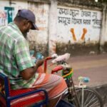 বাংলাদেশে প্রবাসী আয় ও রেমিট্যান্স প্রবাহের প্রতীকী চিত্র
