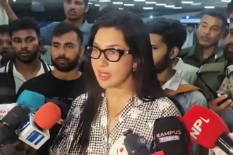 নেপালের ভয়াবহ হড়পা বান থেকে অলৌকিকভাবে বেঁচে ঢাকায় ফিরে গণমাধ্যমের সঙ্গে কথা বলছেন চিত্রনায়িকা অপু বিশ্বাস