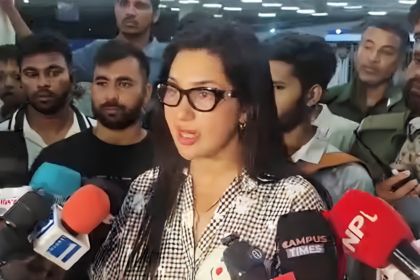 নেপালের ভয়াবহ হড়পা বান থেকে অলৌকিকভাবে বেঁচে ঢাকায় ফিরে গণমাধ্যমের সঙ্গে কথা বলছেন চিত্রনায়িকা অপু বিশ্বাস