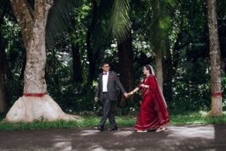 অপু বিশ্বাস সময়ের সঙ্গে নিজেকে আপডেট রাখার বার্তা দিচ্ছেন