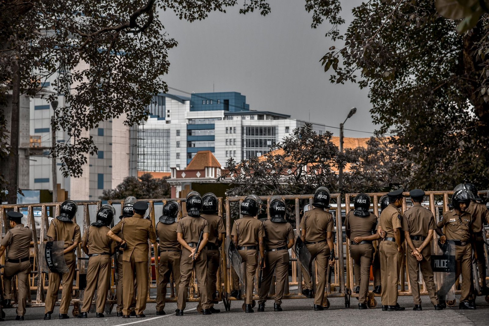 ডিএমপির অভিযানে উদ্ধার হওয়া আলামত ও মাদকদ্রব্যের প্রতীকী চিত্র