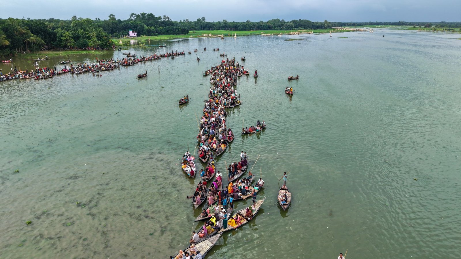 বাংলাদেশ ও ভারতের মধ্যে সহযোগিতার প্রতীকী চিত্র