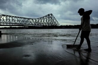 ইছামতী নদী ও গ্রামীণ জীবনভিত্তিক বইয়ের আলোচনা