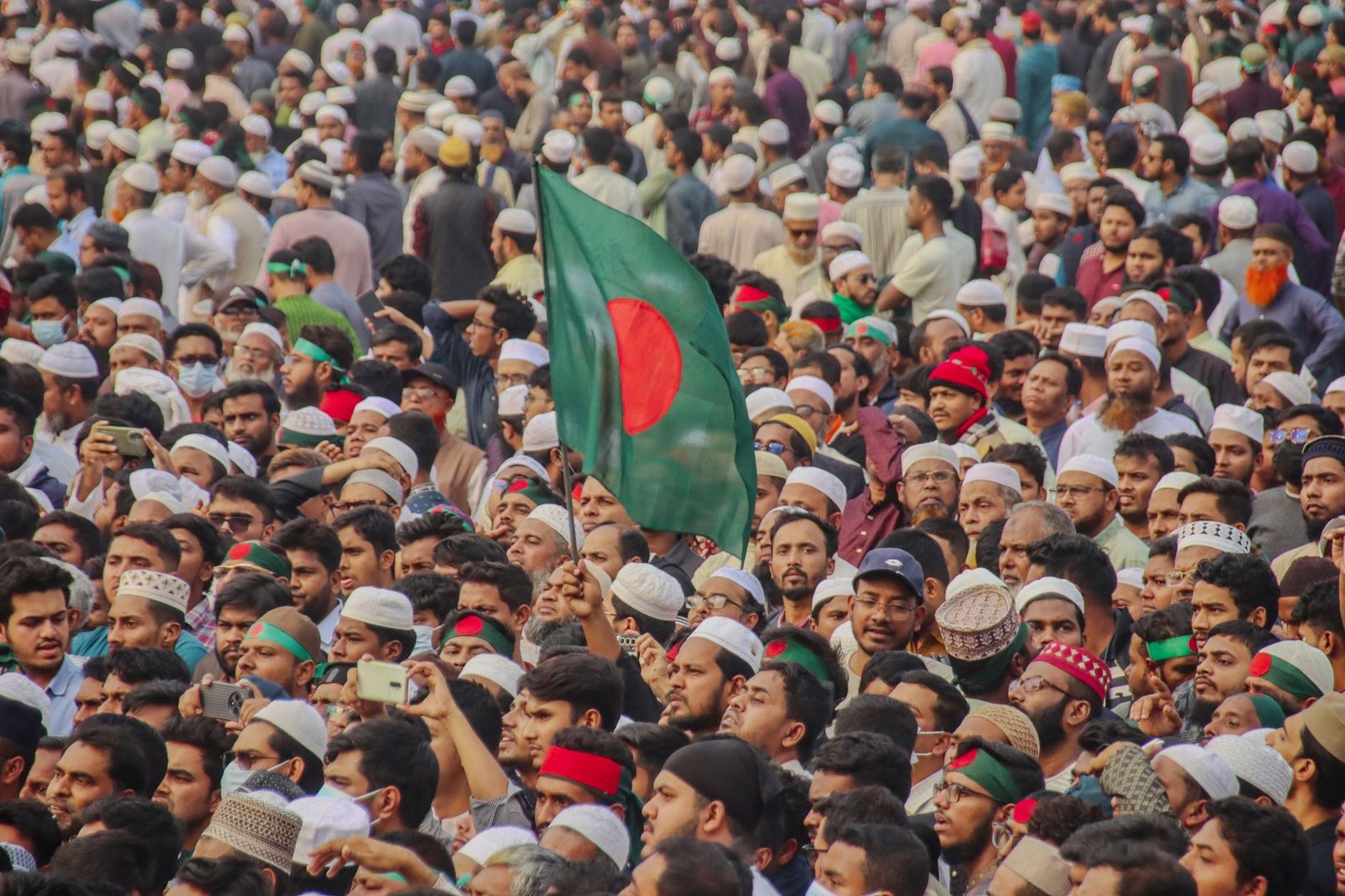 উত্তরায় জুলাই গণঅভ্যুত্থান উপলক্ষে আলোচনা সভার মঞ্চ