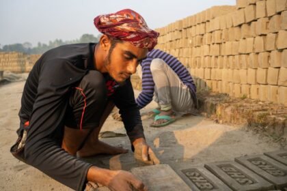 বাংলাদেশ শ্রমিক কল্যাণ ফাউন্ডেশনের সভায় অনুদান অনুমোদন