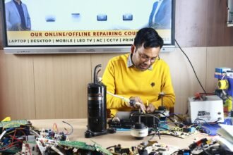 দক্ষতা উন্নয়ন ও কর্মসংস্থানের সমন্বয় বিষয়ে গোলটেবিল আলোচনা