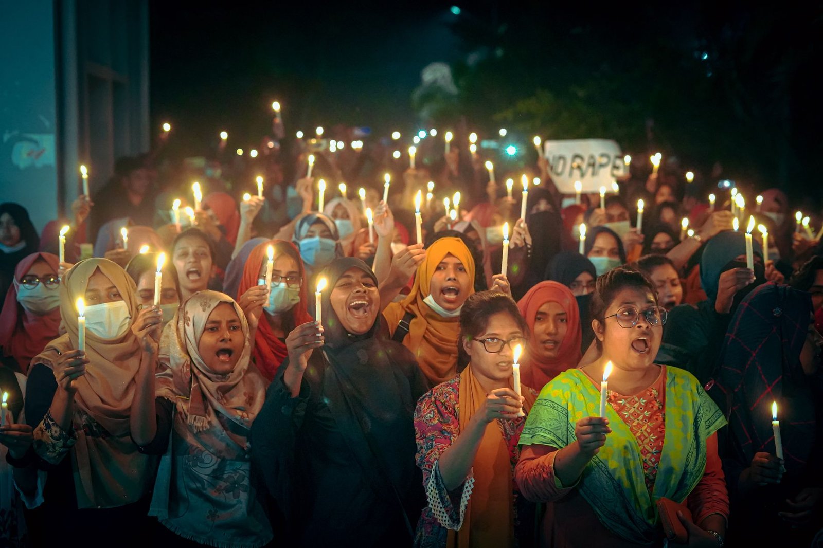 ন্যায়বিচার ও জবাবদিহির প্রতীকী দৃশ্য
