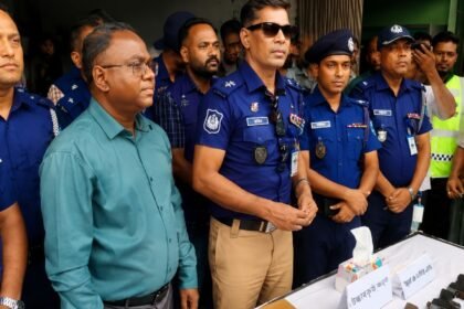 হাটহাজারীতে পেনগান উদ্ধার