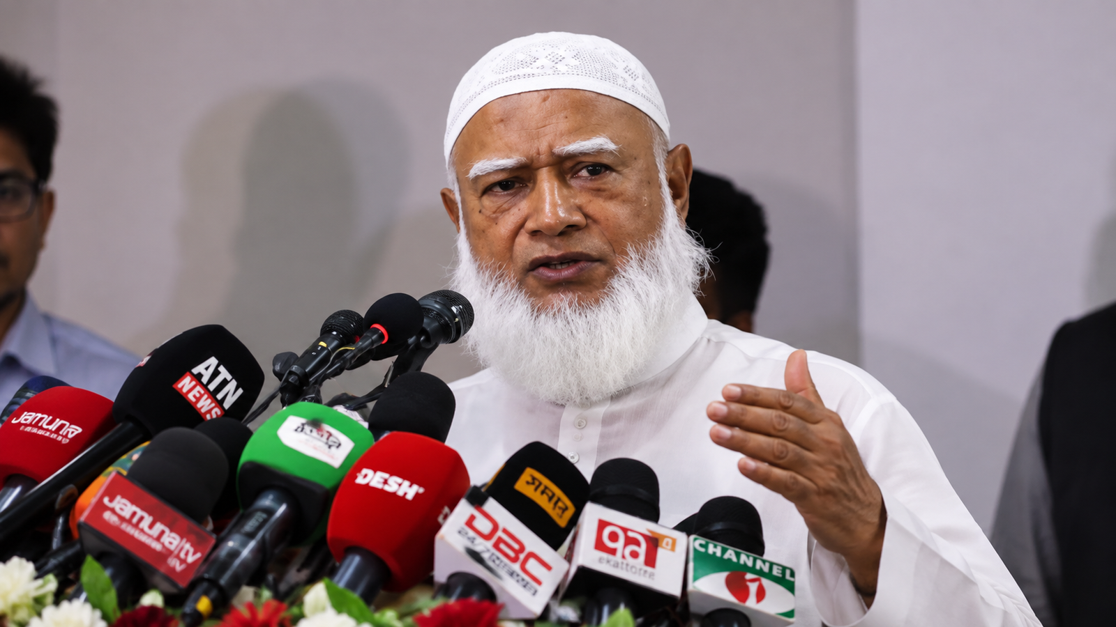 অপ্রতিমের পরিবারের পাশে থাকার কথা জানালেন জামায়াত আমির