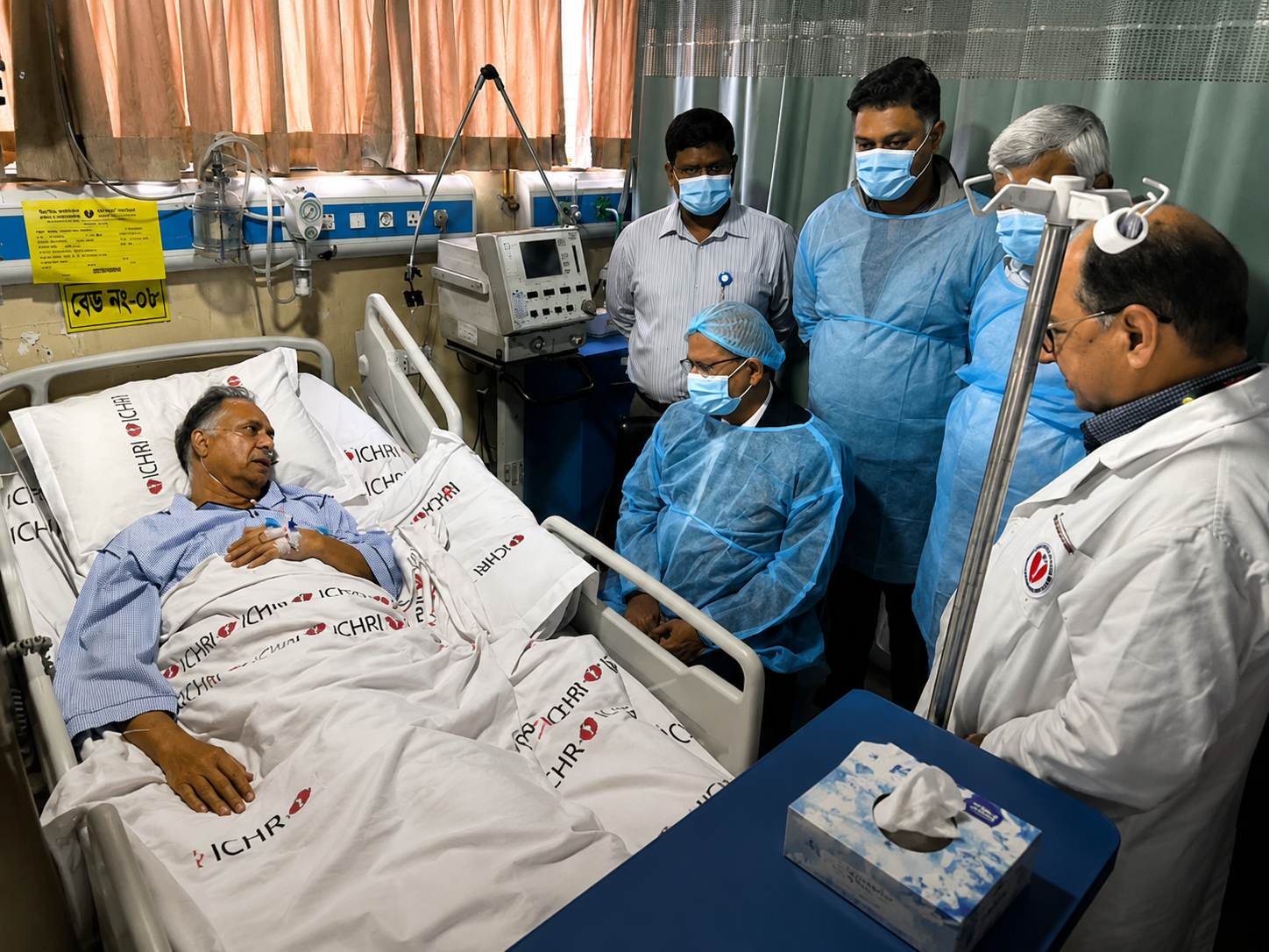 অসুস্থ জ্বালানিমন্ত্রী টুকু, হাসপাতালে ছুটে গেলেন রাষ্ট্রপতি