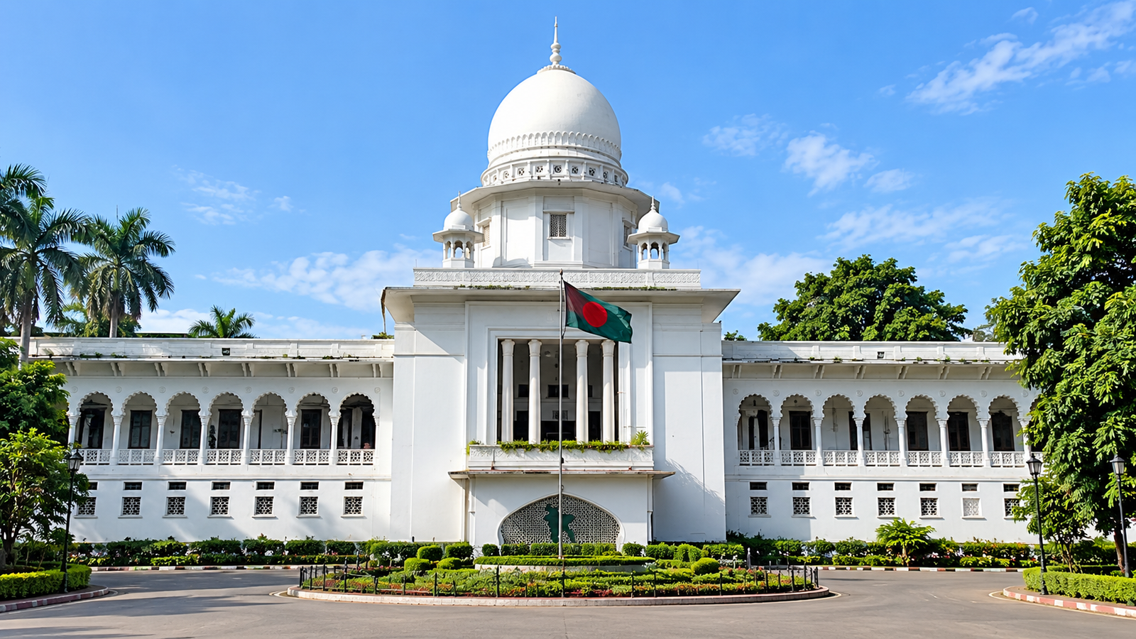 একই বিষয়ে একাধিক মামলা করে বিপাকে, রিটকারী ও আইনজীবীকে জরিমানা