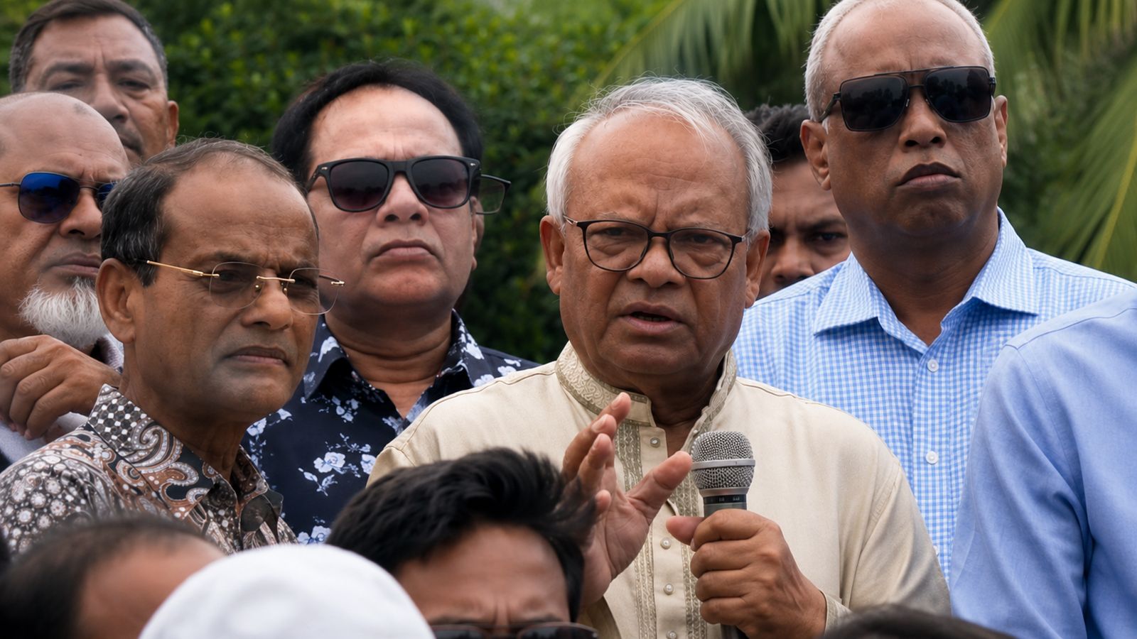 গ্যাস-বিদ্যুৎ নিয়ে সুখবর, এক থেকে দেড় সপ্তাহের মধ্যে সংকট কাটার আশা