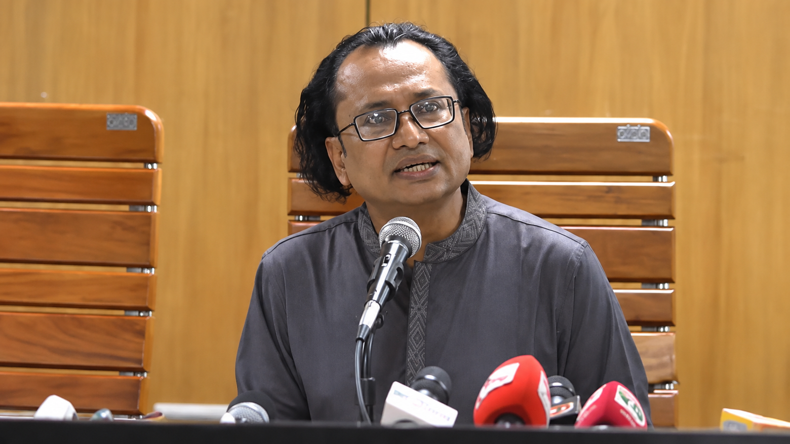 ঢাকাতেও কেন হচ্ছে লোডশেডিং, ব্যাখ্যা দিলেন প্রধানমন্ত্রীর উপদেষ্টা