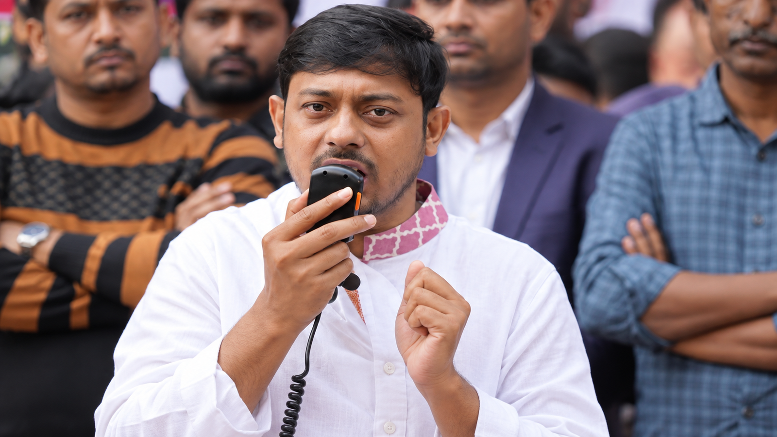 দোকান থেকে বাড়ি, সবখানেই চাঁদা! | নাসীরুদ্দীন পাটওয়ারীর বিস্ফোরক বক্তব্য