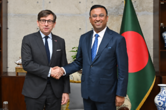 বাংলাদেশে আরও ফরাসি বিনিয়োগ চাইলেন প্রতিমন্ত্রী হুমায়ুন কবির