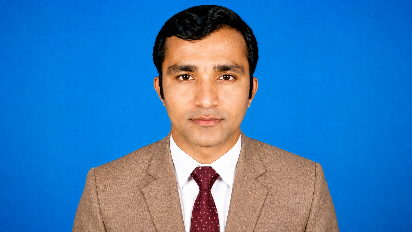 ভূমি করের নামে ২০ হাজার টাকা দাবি, কর্মকর্তার বিরুদ্ধে অভিযোগ