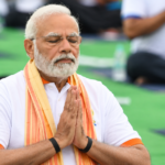 ভোরে ওঠা, যোগব্যায়াম, নিরামিষ খাবার: ৭৬-এ মোদির জীবনযাপন কেমন