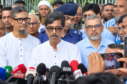 সারের সংকট নিয়ে কৃষিমন্ত্রীর দাবি, পর্যাপ্ত মজুত আছে দেশে
