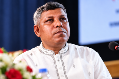 ৬টি রুমের বিদ্যুৎ বিল ৬ হাজার টাকা বনানী বেলতলা বস্তিতে কুরুমের দাপট